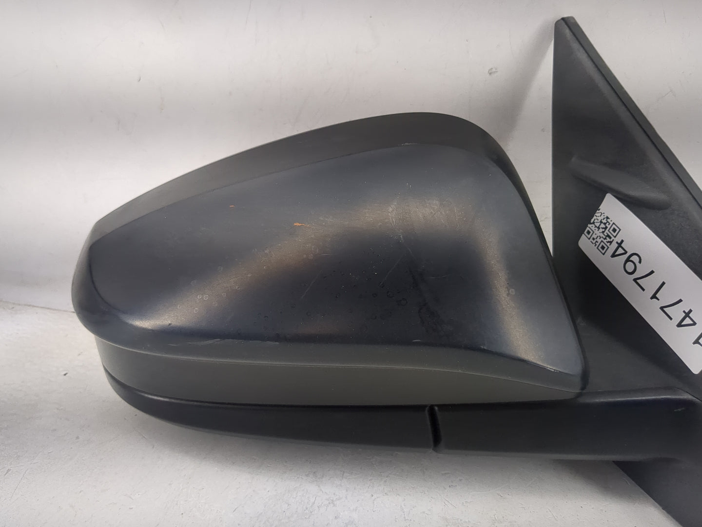 2018 Toyota Rav4 Passenger Side View Mirror - Right Door Mirror OEM Used - Oemusedautoparts1.com