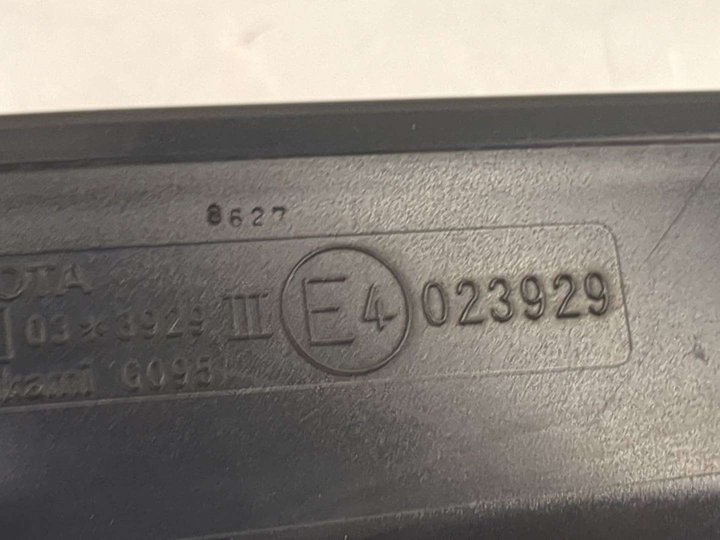 2018 Toyota Rav4 Passenger Side View Mirror - Right Door Mirror OEM Used - Oemusedautoparts1.com