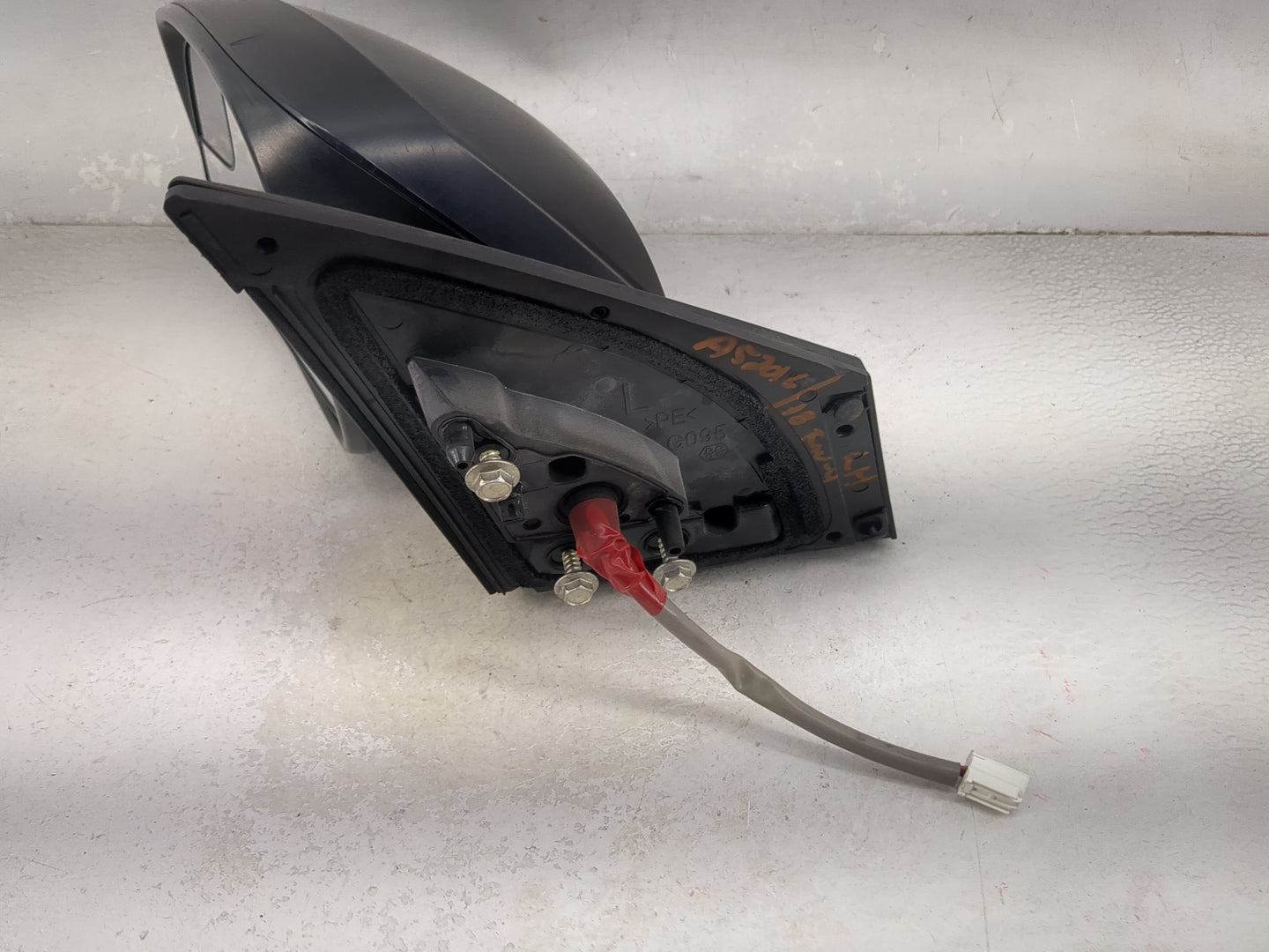 2018 Toyota Rav4 Driver Side View Mirror - Left Door Mirror OEM Used - Oemusedautoparts1.com