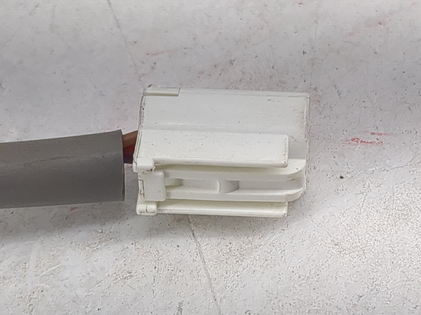 2018 Toyota Rav4 Driver Side View Mirror - Left Door Mirror OEM Used - Oemusedautoparts1.com