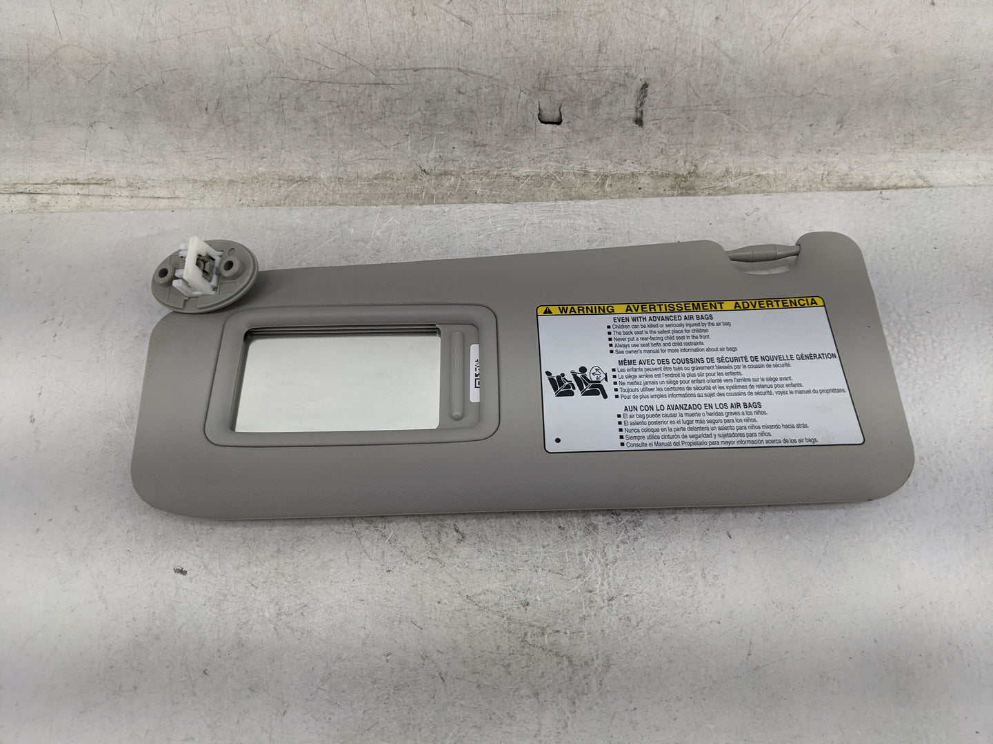 2013-2018 Toyota Rav4 Sun Visor Shade Replacement Driver Left Mirror Fits Fits 2013 2014 2015 2016 2017 2018 OEM Used Auto P