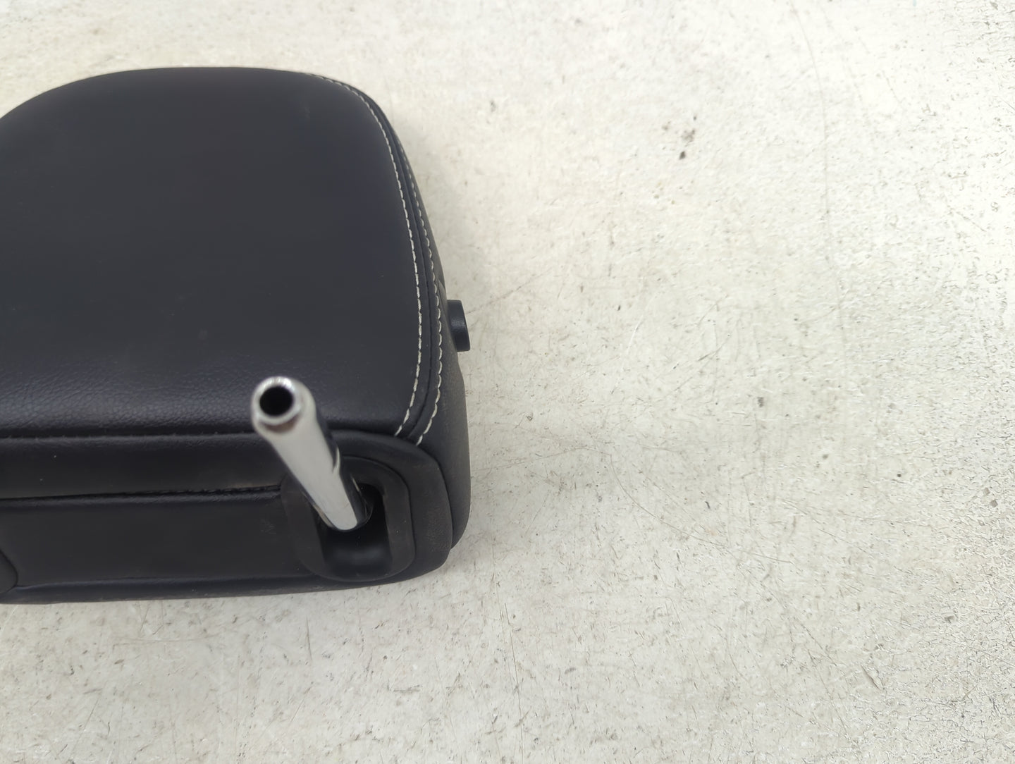 2018 Toyota Rav4 Headrest Head Rest Rear Seat Fits OEM Used Auto Parts - Oemusedautoparts1.com