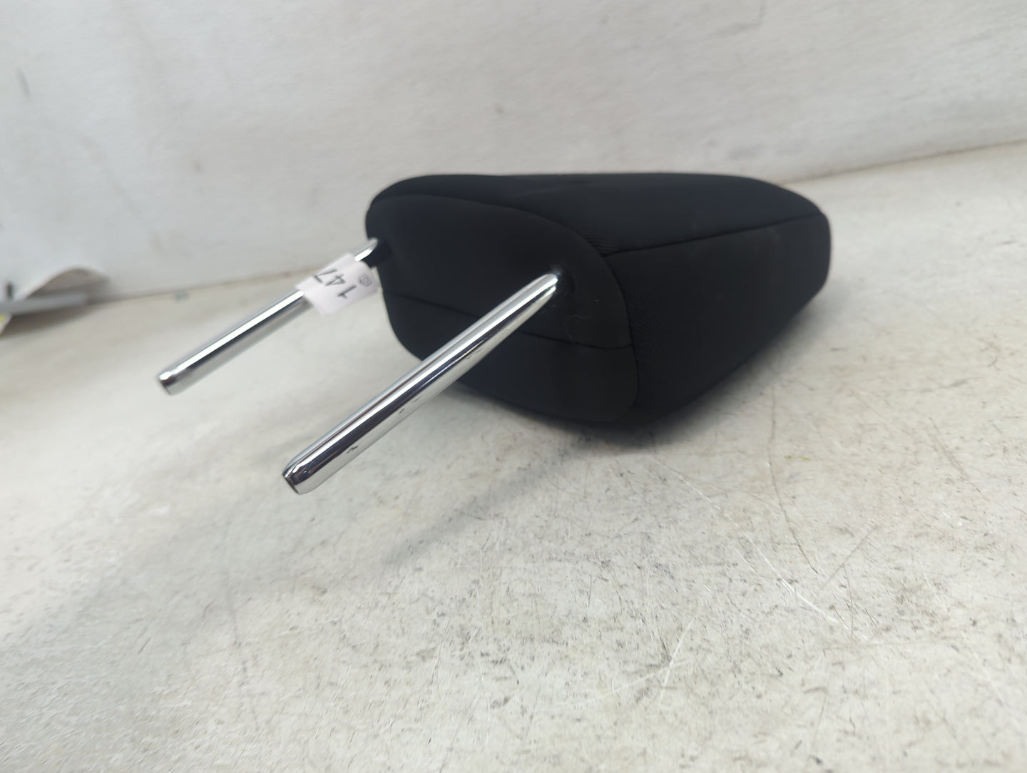 2018 Toyota Rav4 Headrest Head Rest Front Driver Passenger Seat Fits OEM Used Auto Parts - Oemusedautoparts1.com