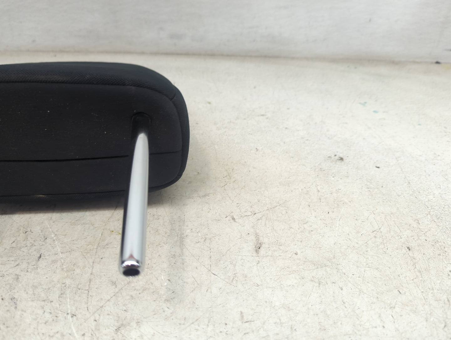 2018 Toyota Rav4 Headrest Head Rest Front Driver Seat Black 1473504 - Oemusedautoparts1.com