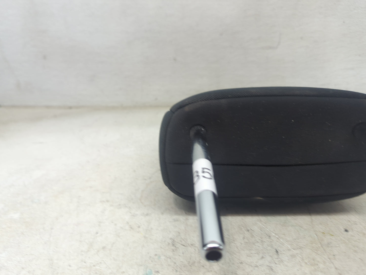 2018 Toyota Rav4 Headrest Head Rest Front Driver Seat Black 1473504 - Oemusedautoparts1.com