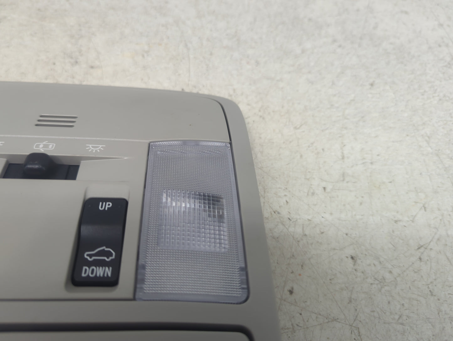 2016-2018 Toyota Rav4 Overhead Console W/rear Climate Control Gray 1482858 - Oemusedautoparts1.com