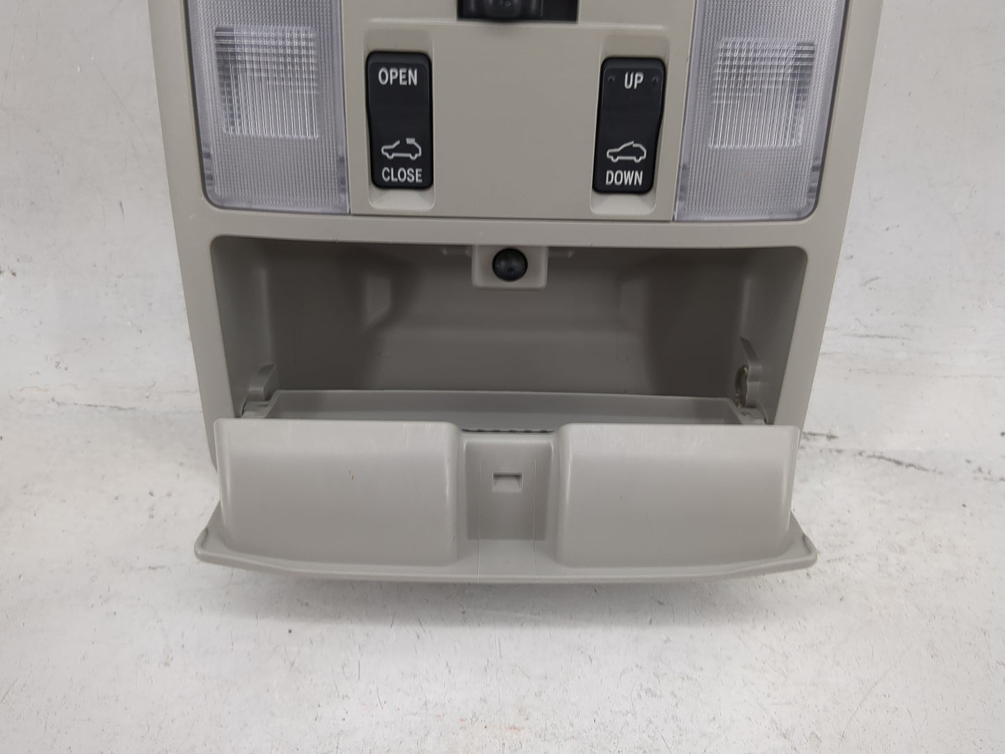 2016-2018 Toyota Rav4 Overhead Roof Console Interior Dome Light Gray - Oemusedautoparts1.com