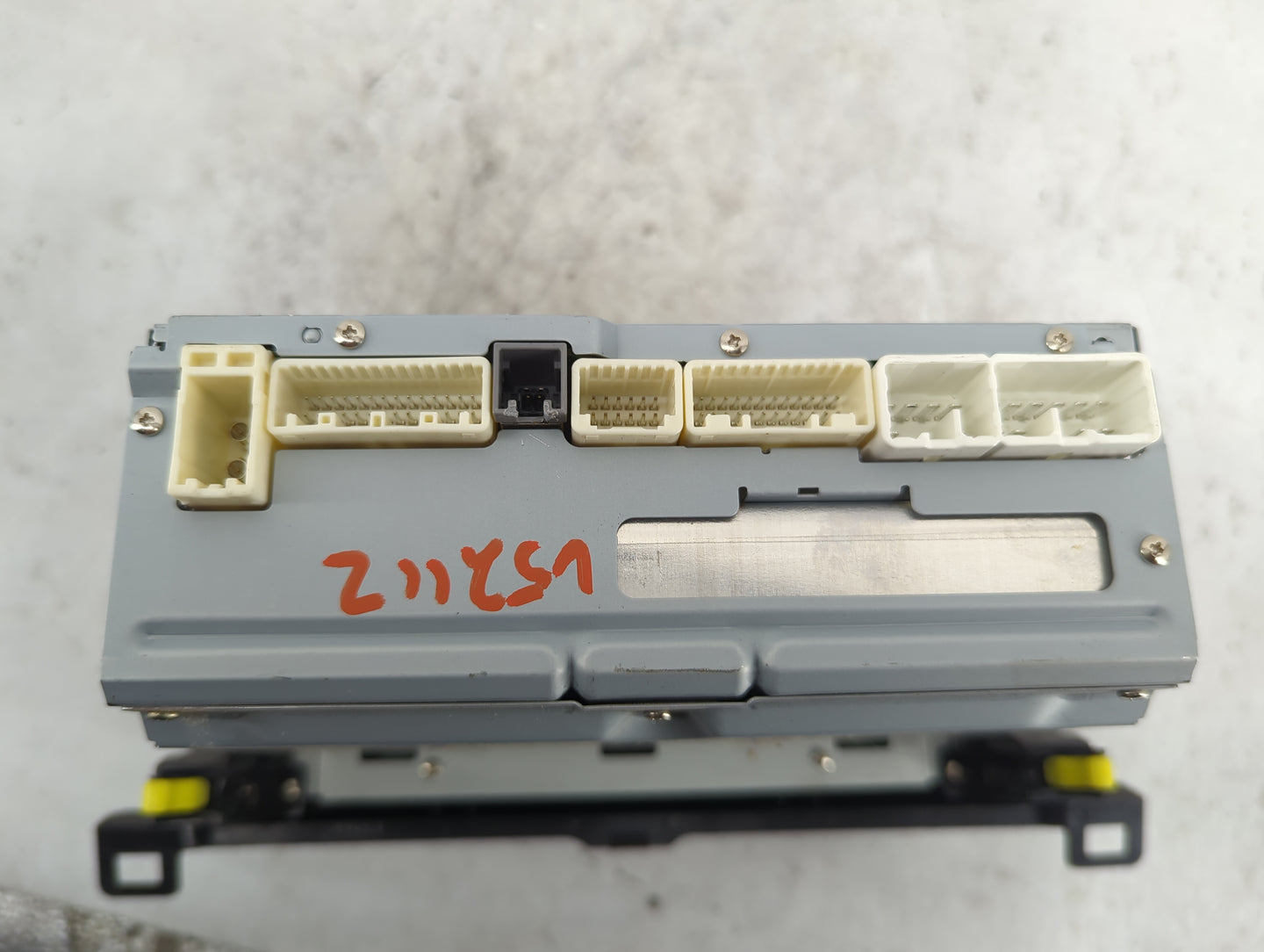 2016-2018 Toyota Rav4 Radio AM FM Cd Player Receiver Replacement P/N:86140-0R170 138000-9850G101 Fits Fits 2016 2017 2018 OE