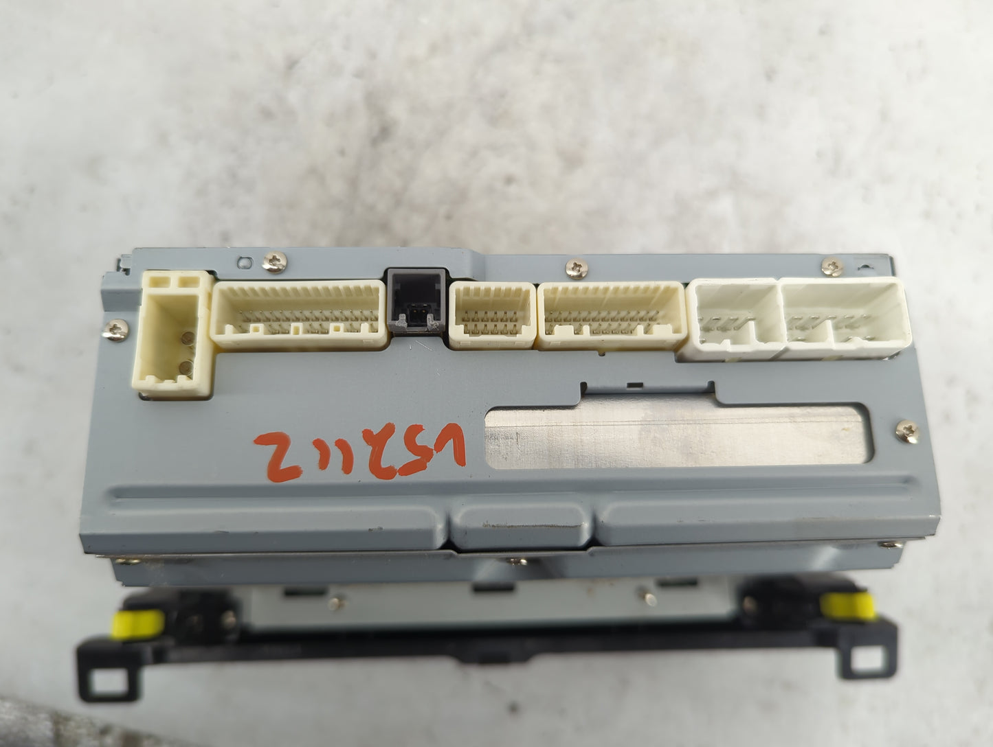 2016-2018 Toyota Rav4 Radio AM FM Cd Player Receiver Replacement P/N:86140-0R170 138000-9850G101 Fits Fits 2016 2017 2018 OE