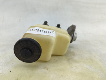 compare product 2013-2018 Toyota Rav4 Brake Master Cylinder 1490686