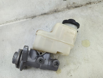 2006-2018 Toyota Rav4 Brake Master Cylinder 1492353