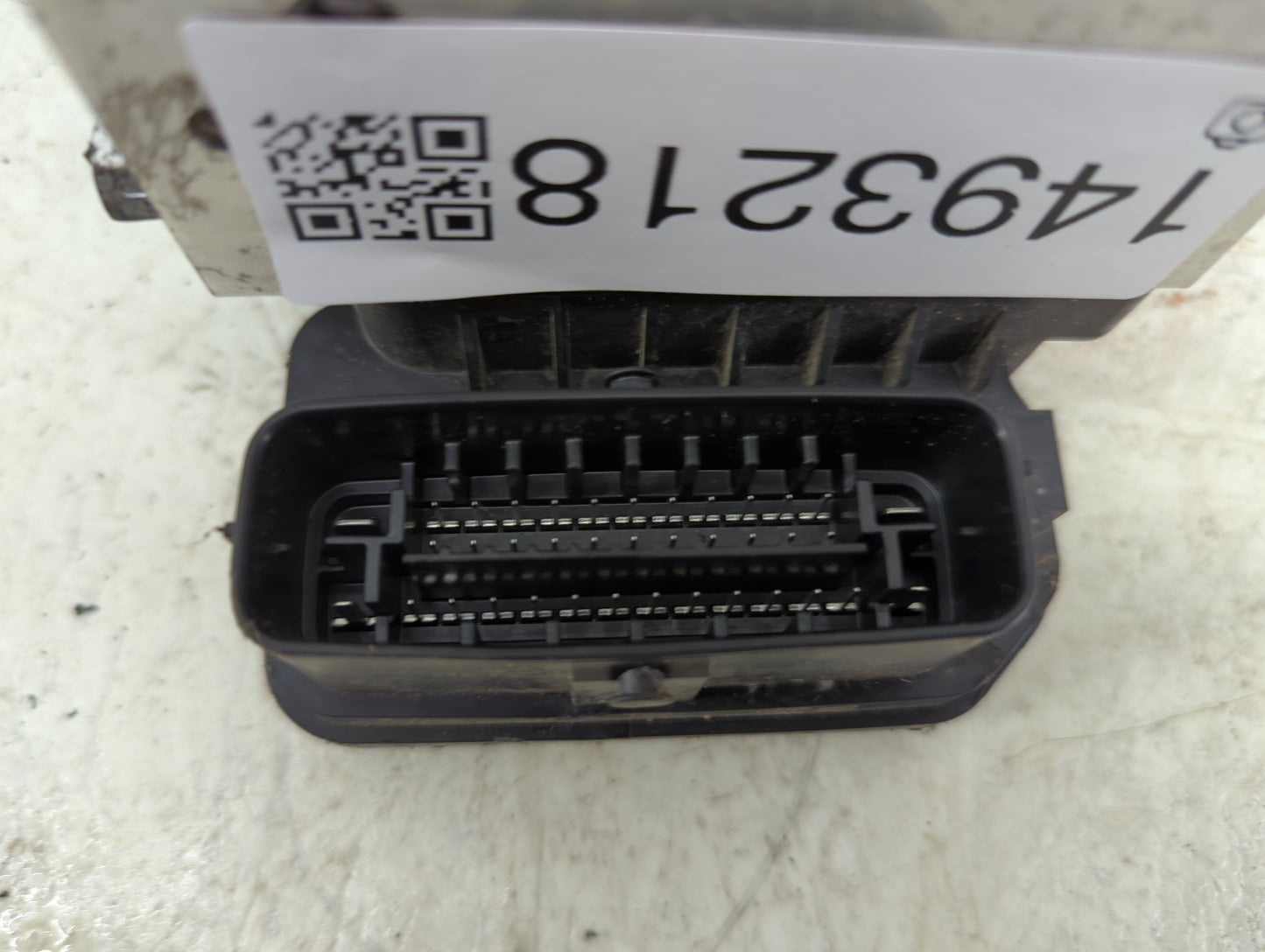 2018 Toyota Rav4 ABS Pump Control Module Replacement Fits OEM Used Auto Parts - Oemusedautoparts1.com