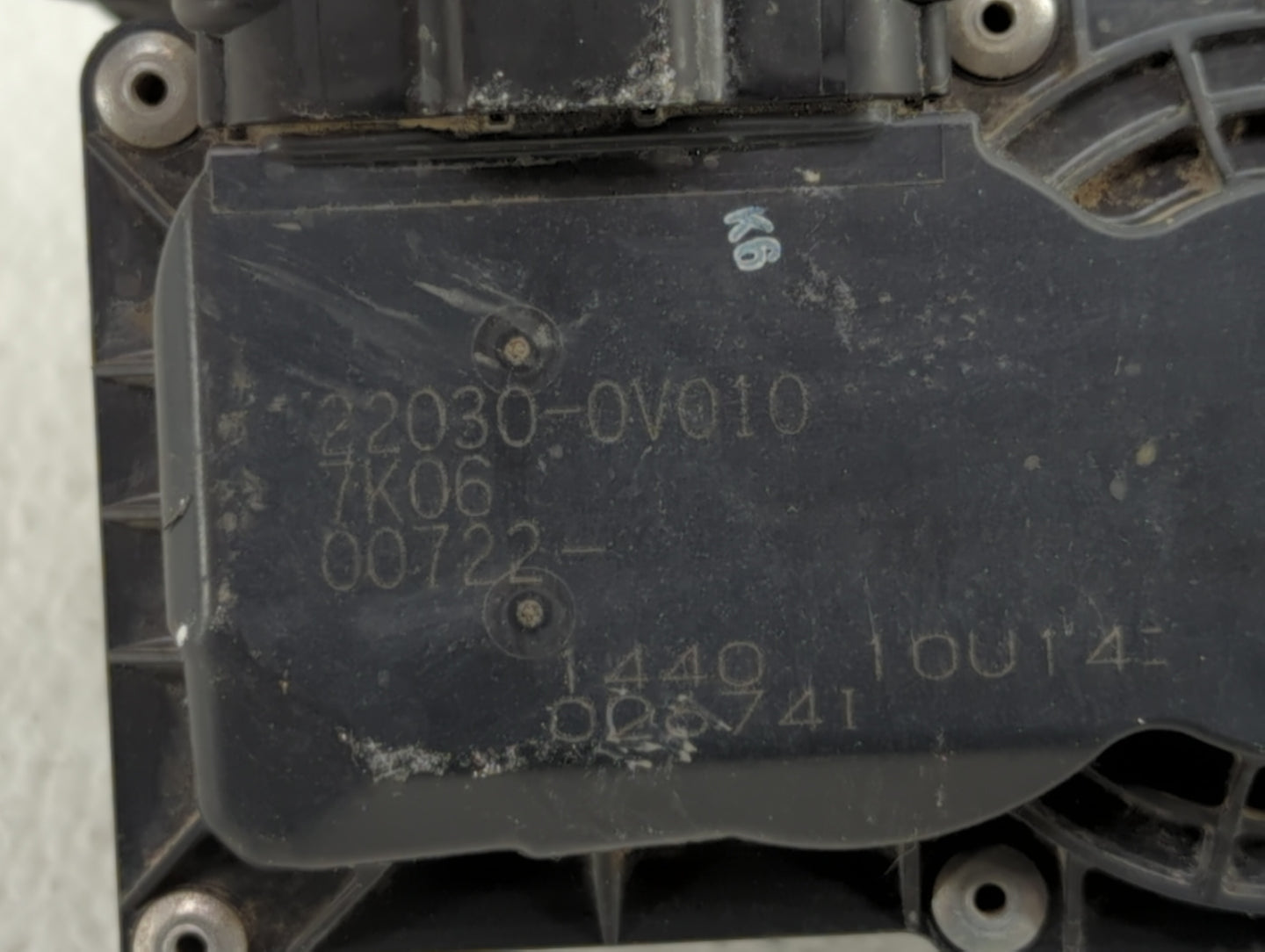 2009-2018 Toyota Rav4 Throttle Body P/N:22030-36010 22030-0V010 Fits Fits 2009 2010 2011 2012 2013 2014 2015 2016 2017 2018 