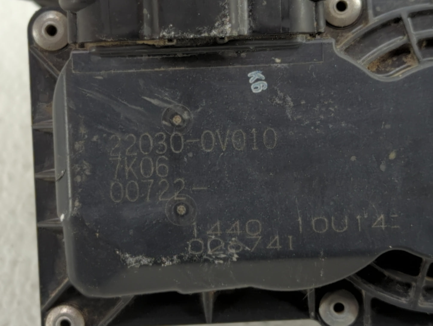 2009-2018 Toyota Rav4 Throttle Body P/N:22030-36010 22030-0V010 Fits Fits 2009 2010 2011 2012 2013 2014 2015 2016 2017 2018 