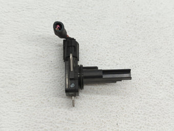 compare product 2013-2018 Toyota Rav4 Mass Air Flow Meter Maf Sensor 406328
