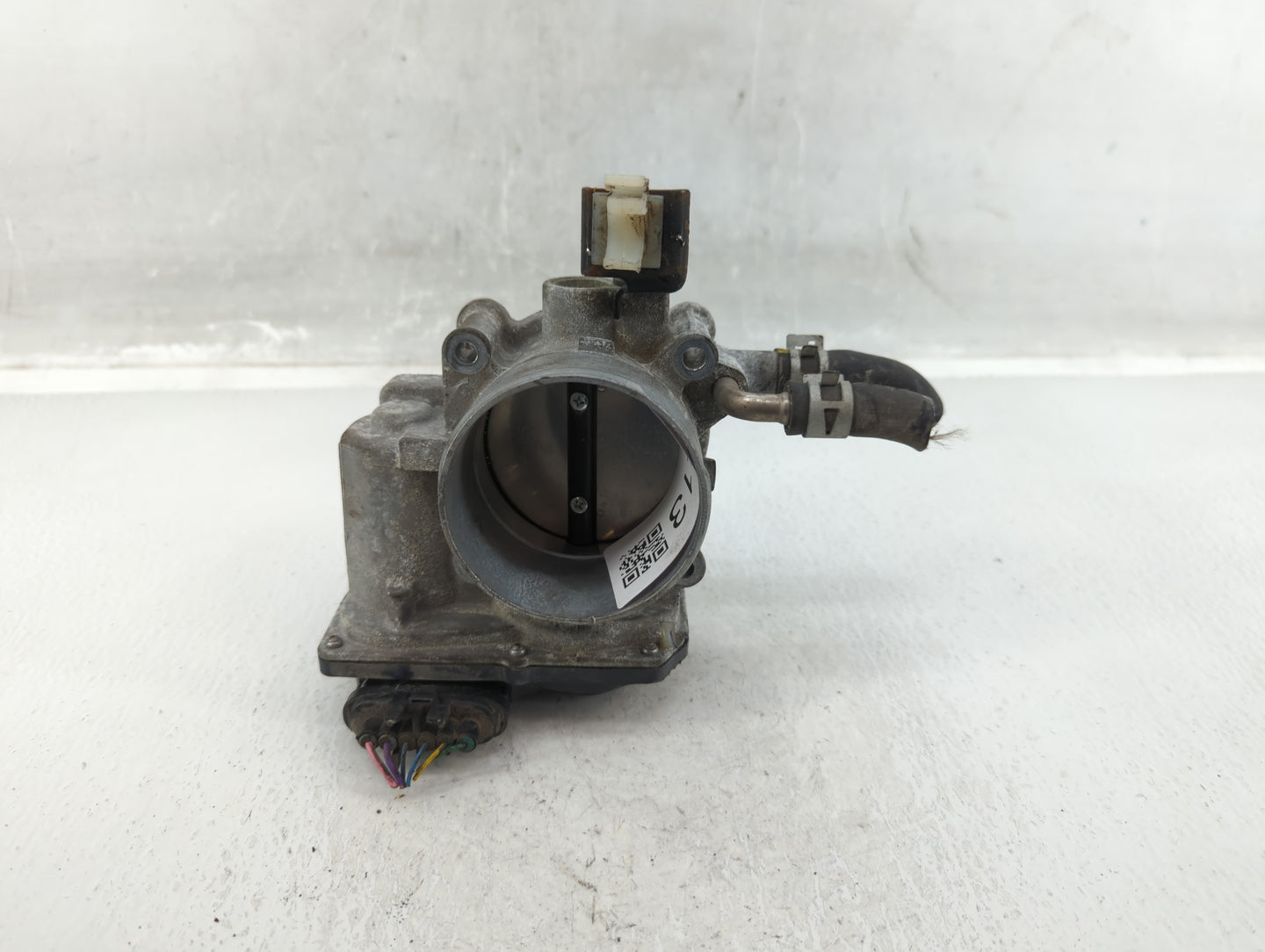 2009-2018 Toyota Rav4 Throttle Body P/N:22030-0V010 Fits Fits 2009 2010 2011 2012 2013 2014 2015 2016 2017 2018 2019 OEM Use