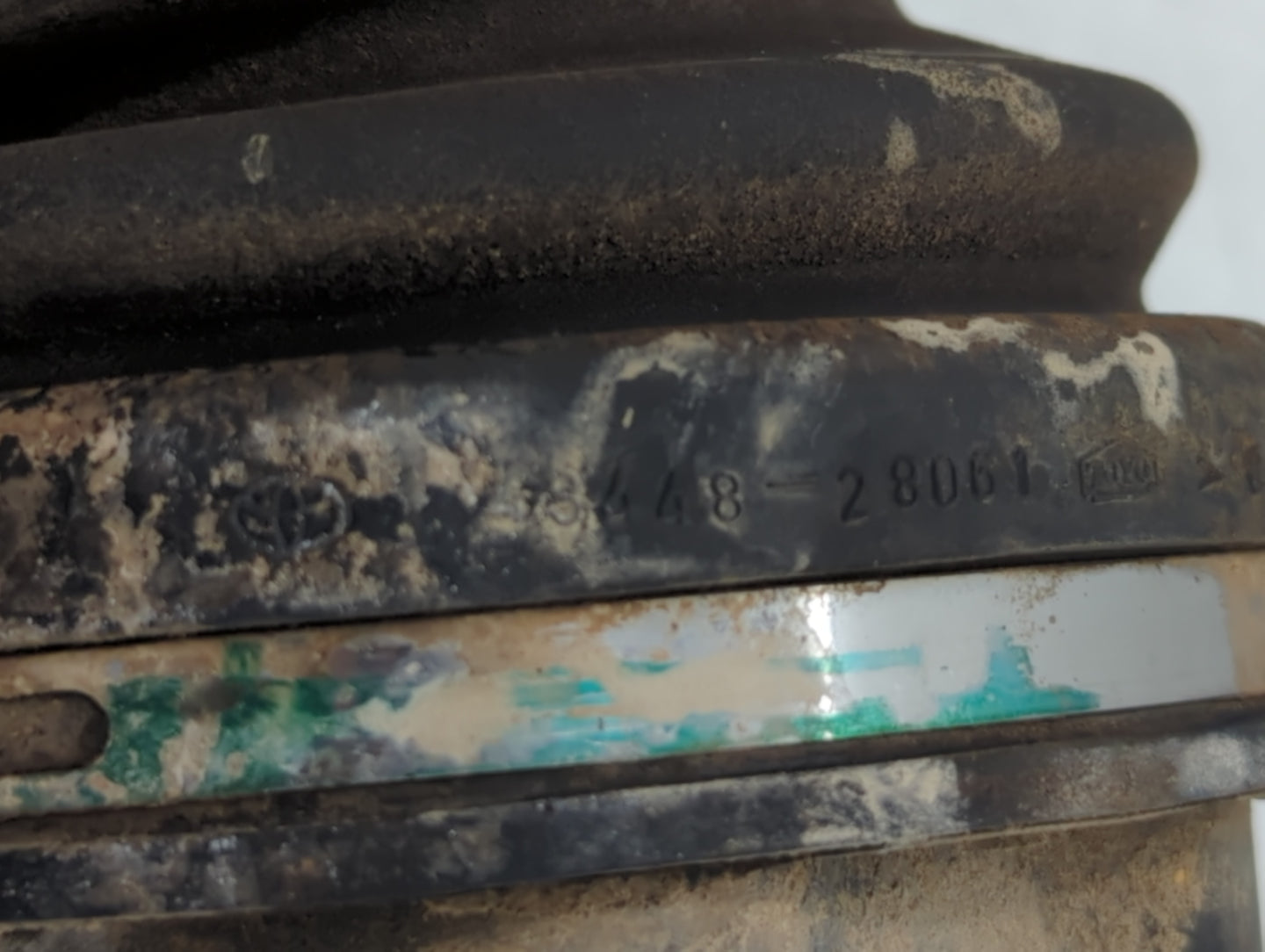 2013-2018 Toyota Rav4 Axle Shaft Front Passenger Cv C/v - Oemusedautoparts1.com