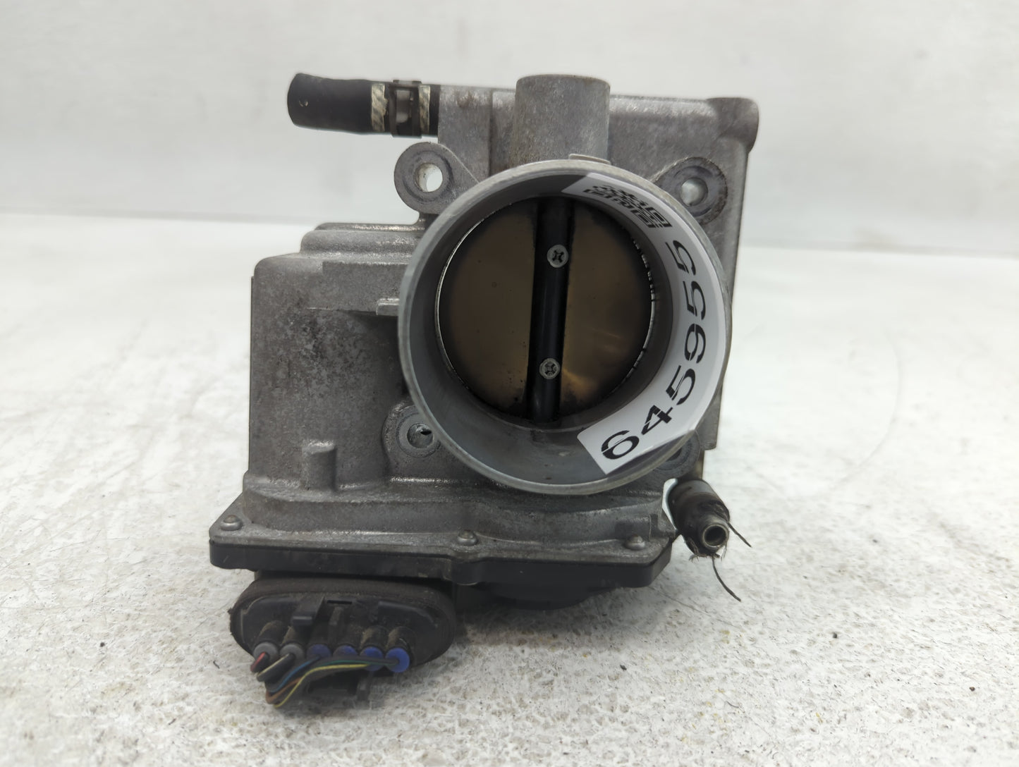 2009-2018 Toyota Rav4 Throttle Body P/N:22030-0V010 Fits Fits 2009 2010 2011 2012 2013 2014 2015 2016 2017 2018 2019 OEM Use