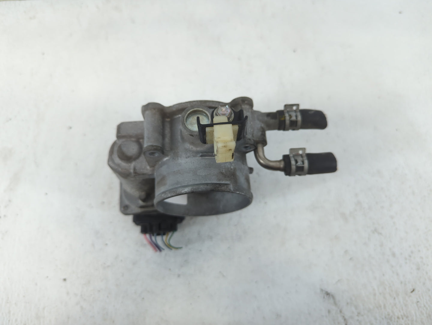 2009-2018 Toyota Rav4 Throttle Body P/N:22030-0V010 Fits Fits 2009 2010 2011 2012 2013 2014 2015 2016 2017 2018 2019 OEM Use