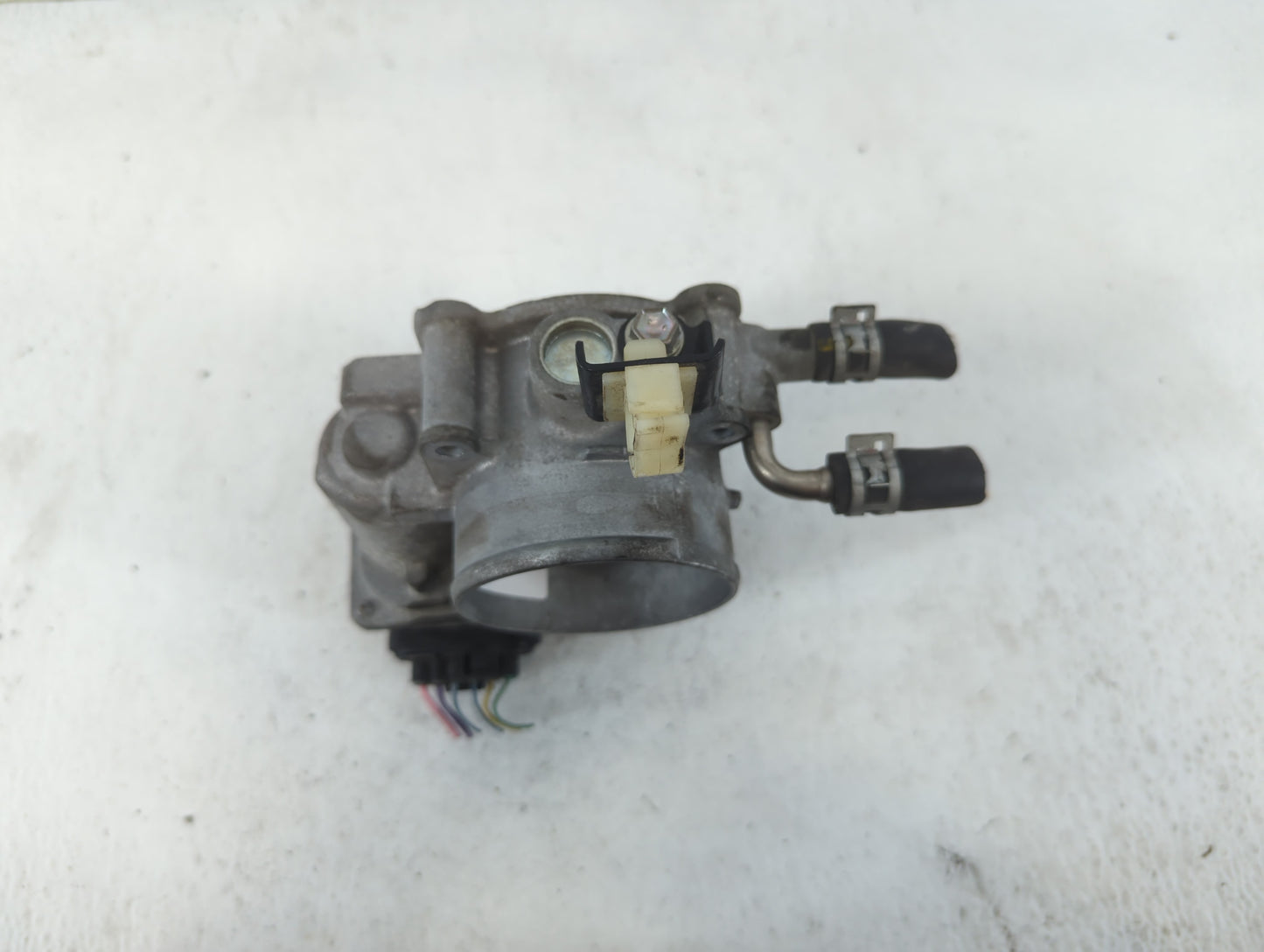 2009-2018 Toyota Rav4 Throttle Body P/N:22030-0V010 Fits Fits 2009 2010 2011 2012 2013 2014 2015 2016 2017 2018 2019 OEM Use