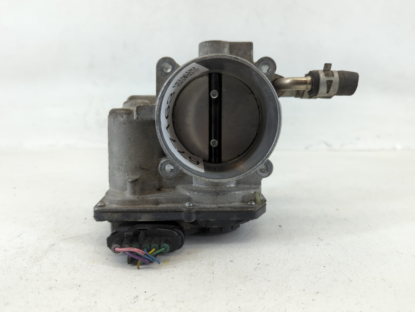 2009-2018 Toyota Rav4 Throttle Body P/N:22030-0V010 Fits Fits 2009 2010 2011 2012 2013 2014 2015 2016 2017 2018 2019 OEM Use