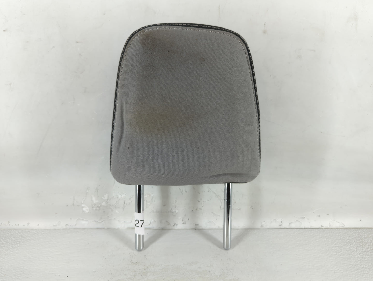 2018 Toyota Rav4 Headrest Head Rest Front Driver Passenger Seat Grey - Oemusedautoparts1.com