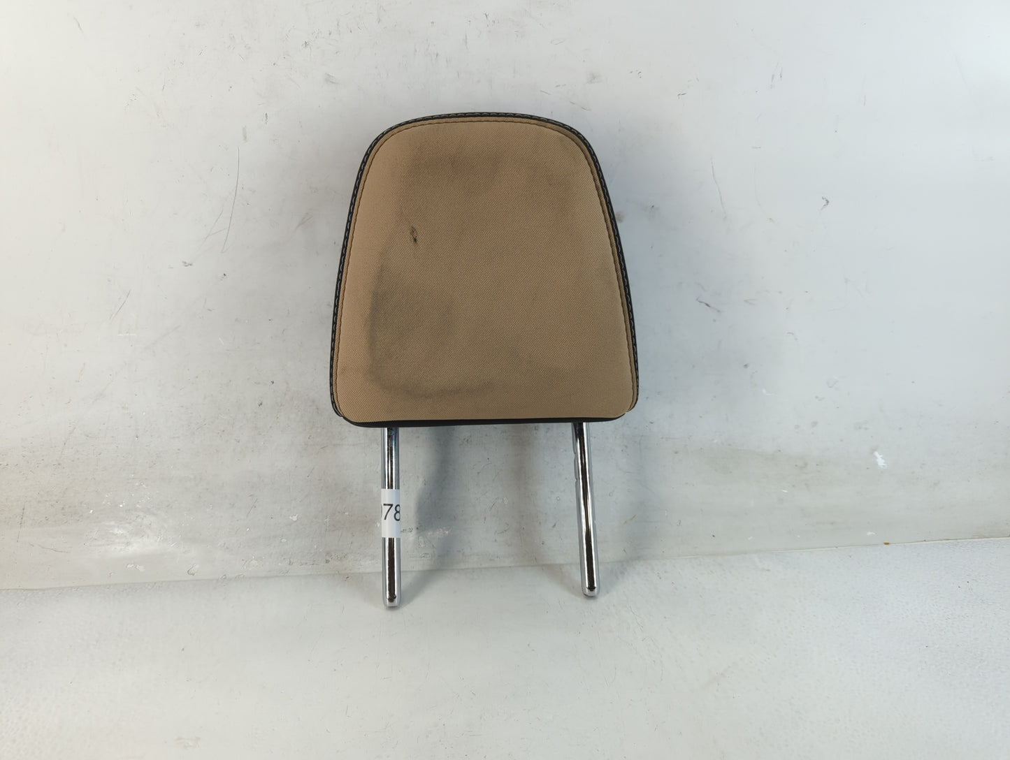 2018 Toyota Rav4 Headrest Head Rest Front Driver Passenger Seat Fits OEM Used Auto Parts - Oemusedautoparts1.com