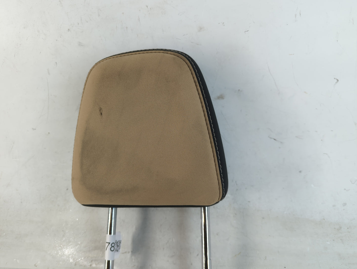 2018 Toyota Rav4 Headrest Head Rest Front Driver Passenger Seat Fits OEM Used Auto Parts - Oemusedautoparts1.com