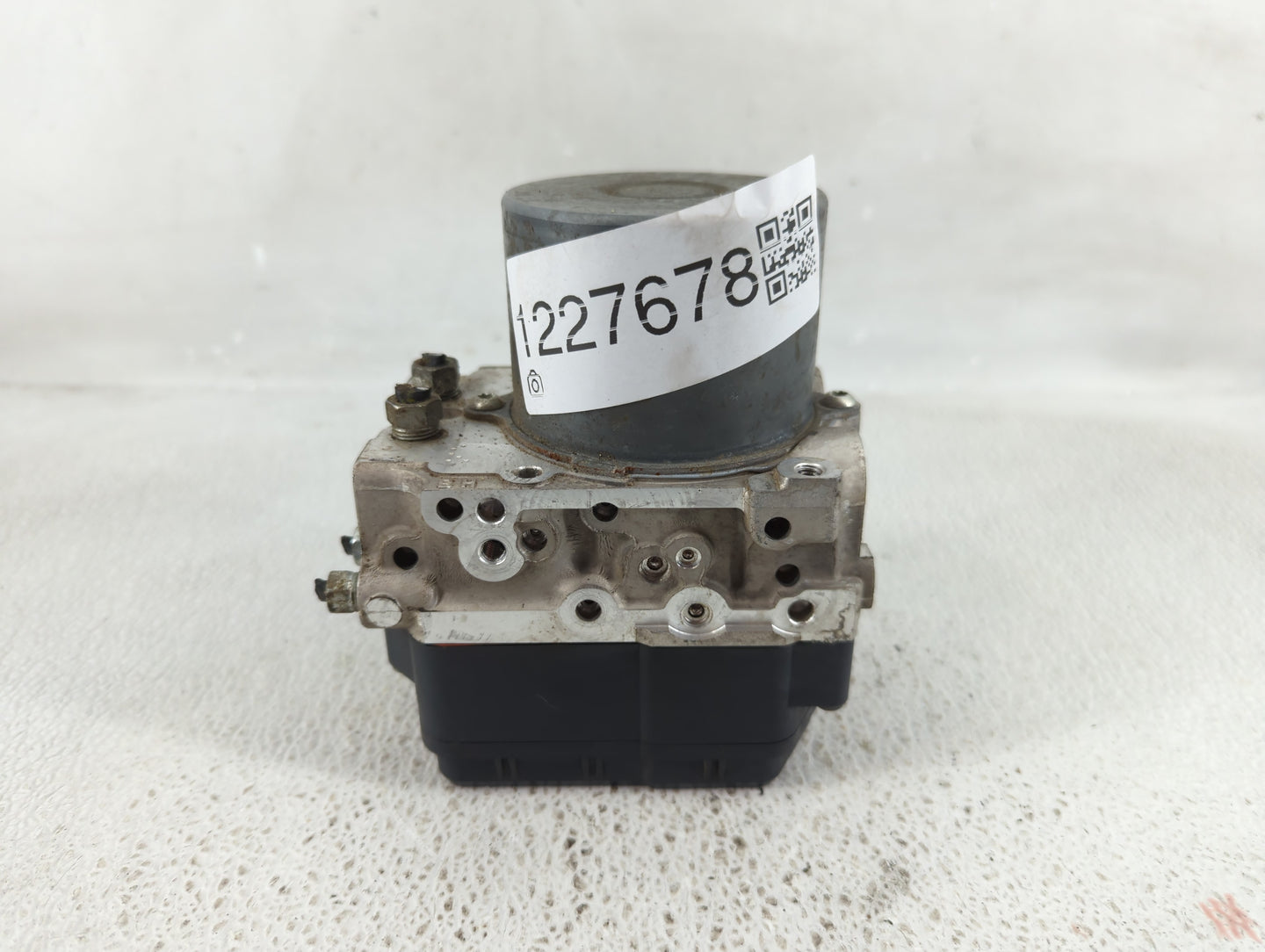 2018-2020 Toyota Sienna ABS Pump Control Module Replacement P/N:133000-5710 89541-08270, 44540-08270 Fits Fits 2018 2019 202