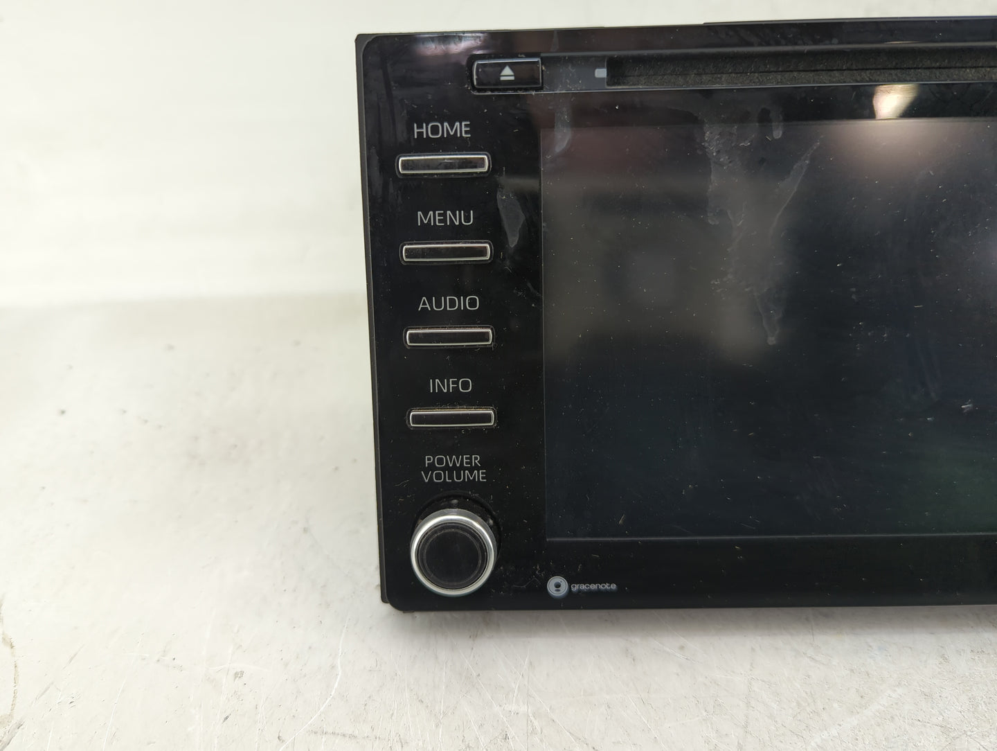 2018 Toyota Sienna Radio AM FM Cd Player Receiver Replacement P/N:86140-08120 Fits OEM Used Auto Parts - Oemusedautoparts1.c