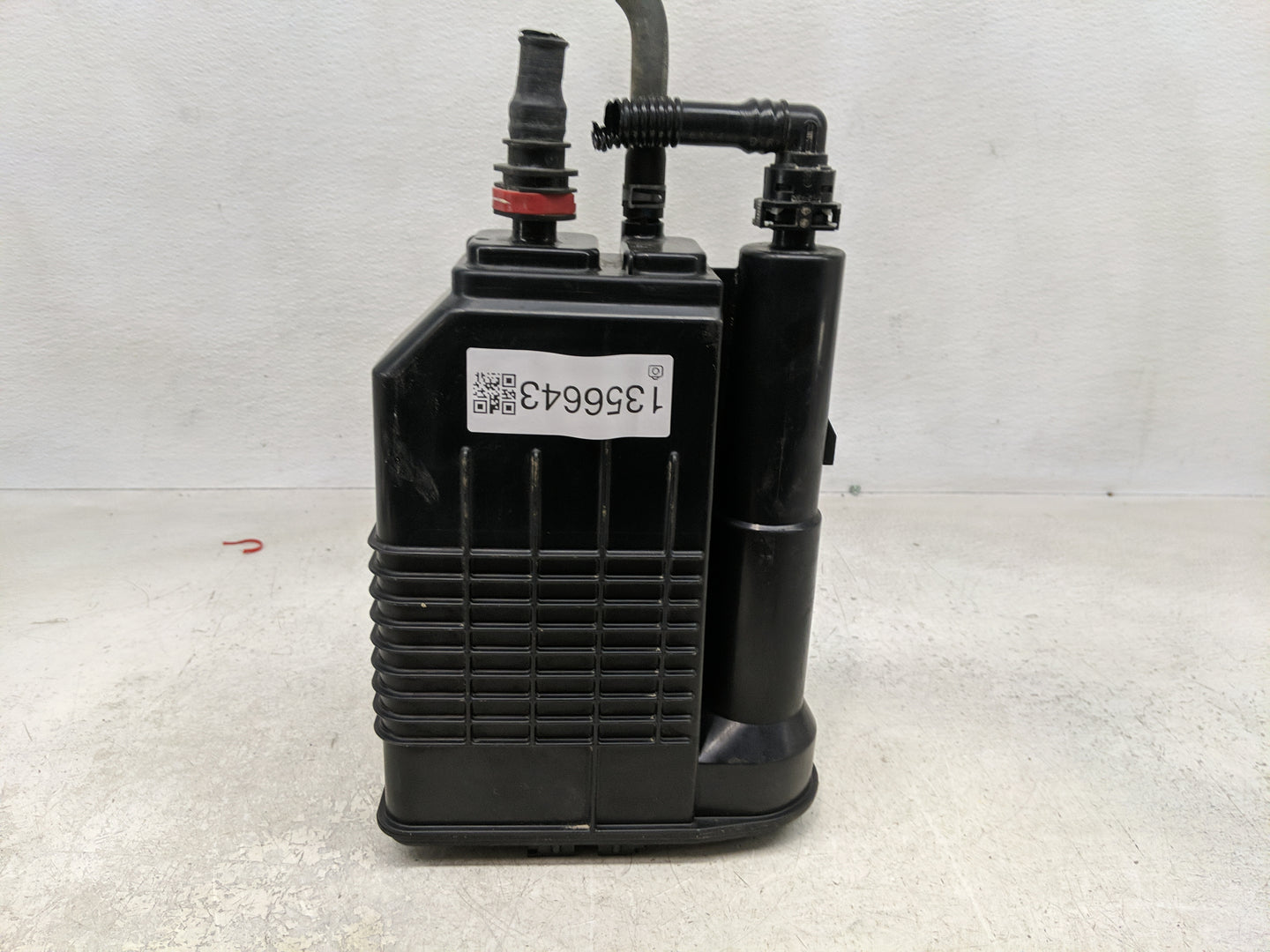2018 Toyota Sienna Fuel Vapor Charcoal Canister - Oemusedautoparts1.com