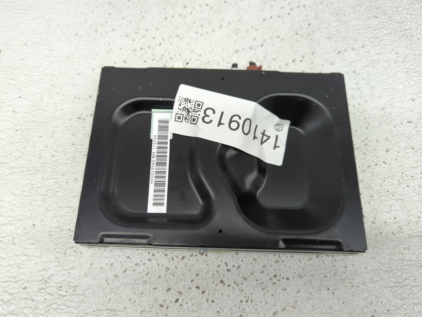 2018 Toyota Sienna Radio AM FM Cd Player Receiver Replacement P/N:86180-0E011 Fits OEM Used Auto Parts - Oemusedautoparts1.c