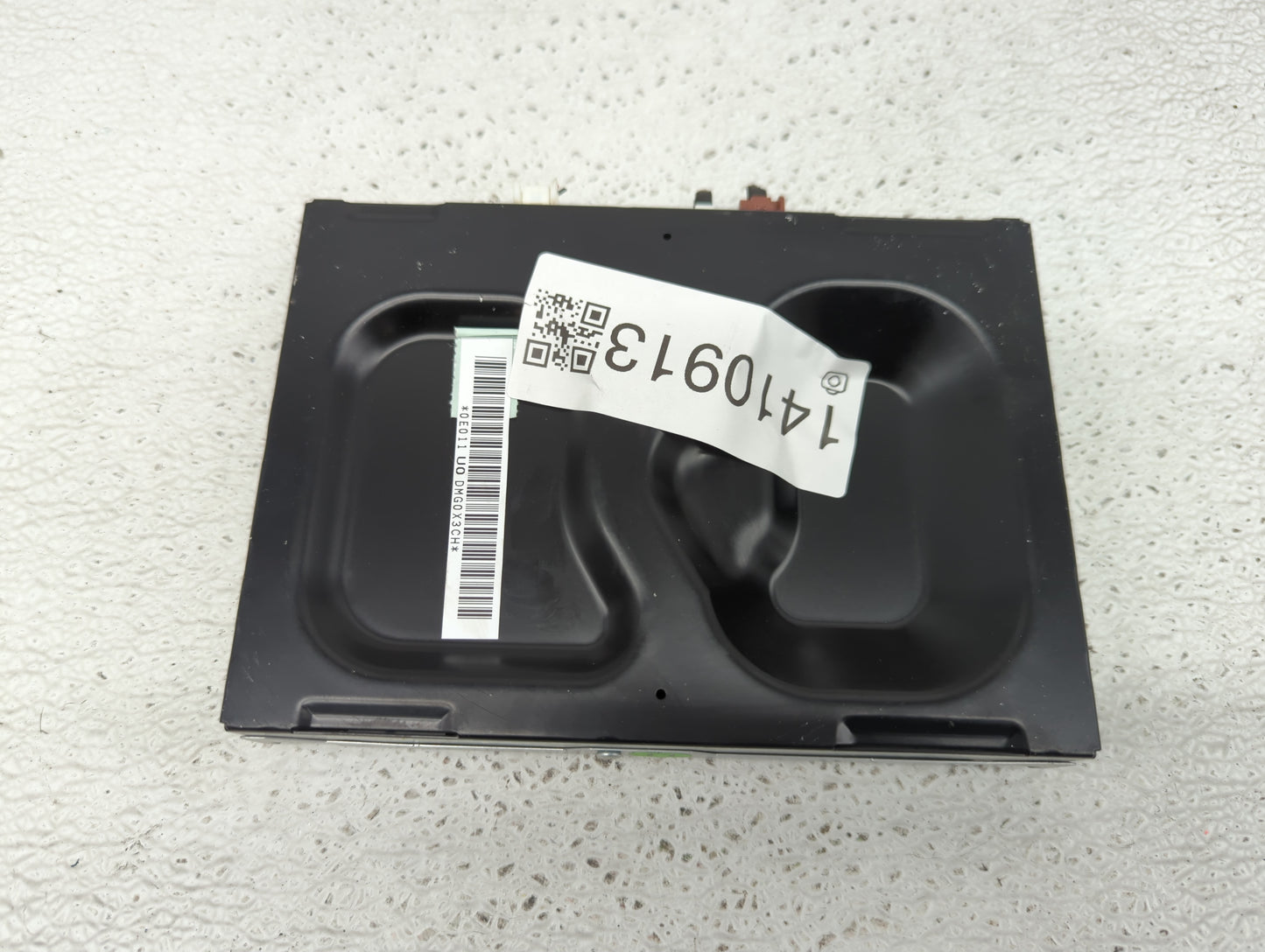 2018 Toyota Sienna Radio AM FM Cd Player Receiver Replacement P/N:86180-0E011 Fits OEM Used Auto Parts - Oemusedautoparts1.c