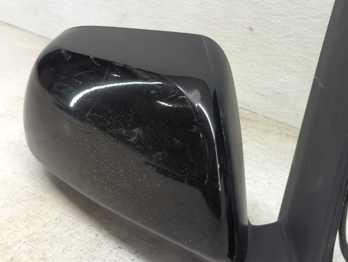 2018-2020 Toyota Sienna Passenger Side View Mirror - Right Door Mirror OEM Used - Oemusedautoparts1.com