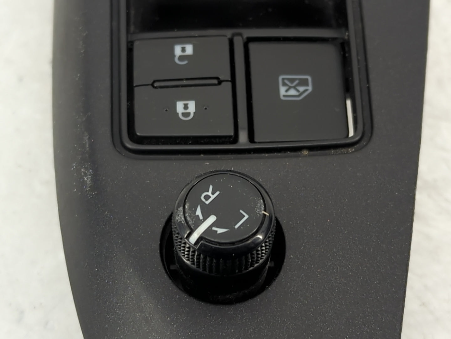 2015-2020 Toyota Sienna Master Power Window Switch Replacement Driver Side Left P/N:515676 Fits Fits 2015 2016 2017 2018 201