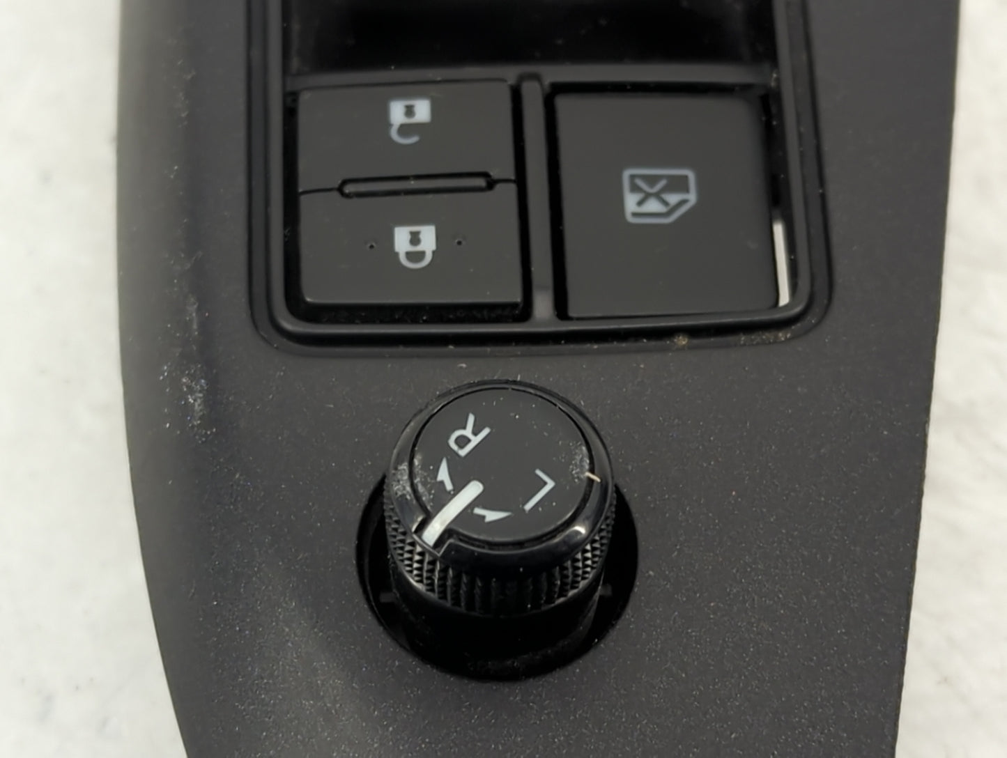 2015-2020 Toyota Sienna Master Power Window Switch Replacement Driver Side Left P/N:515676 Fits Fits 2015 2016 2017 2018 201