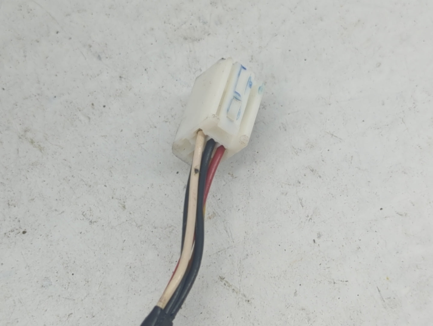 2018-2020 Toyota Sienna Passenger Side View Mirror - Right Door Mirror OEM Used - Oemusedautoparts1.com
