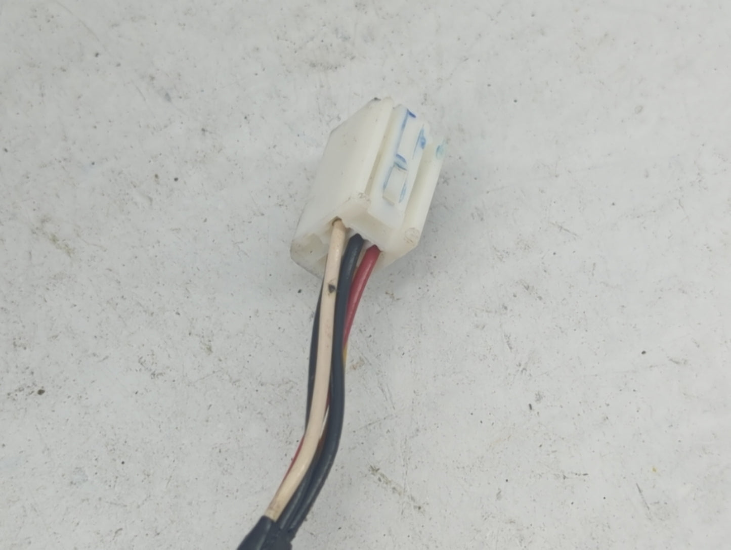 2018-2020 Toyota Sienna Passenger Side View Mirror - Right Door Mirror OEM Used - Oemusedautoparts1.com