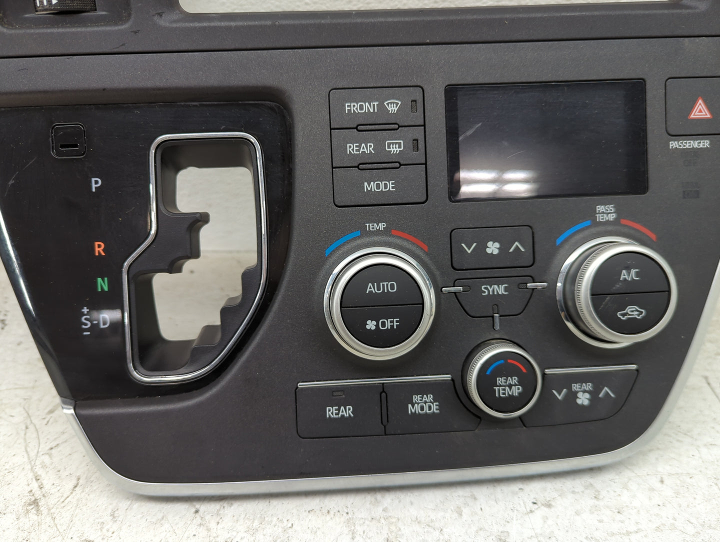 2018-2020 Toyota Sienna Climate Control Module Temperature AC/Heater Replacement P/N:55405-08050 55405-08040 Fits OEM Used A