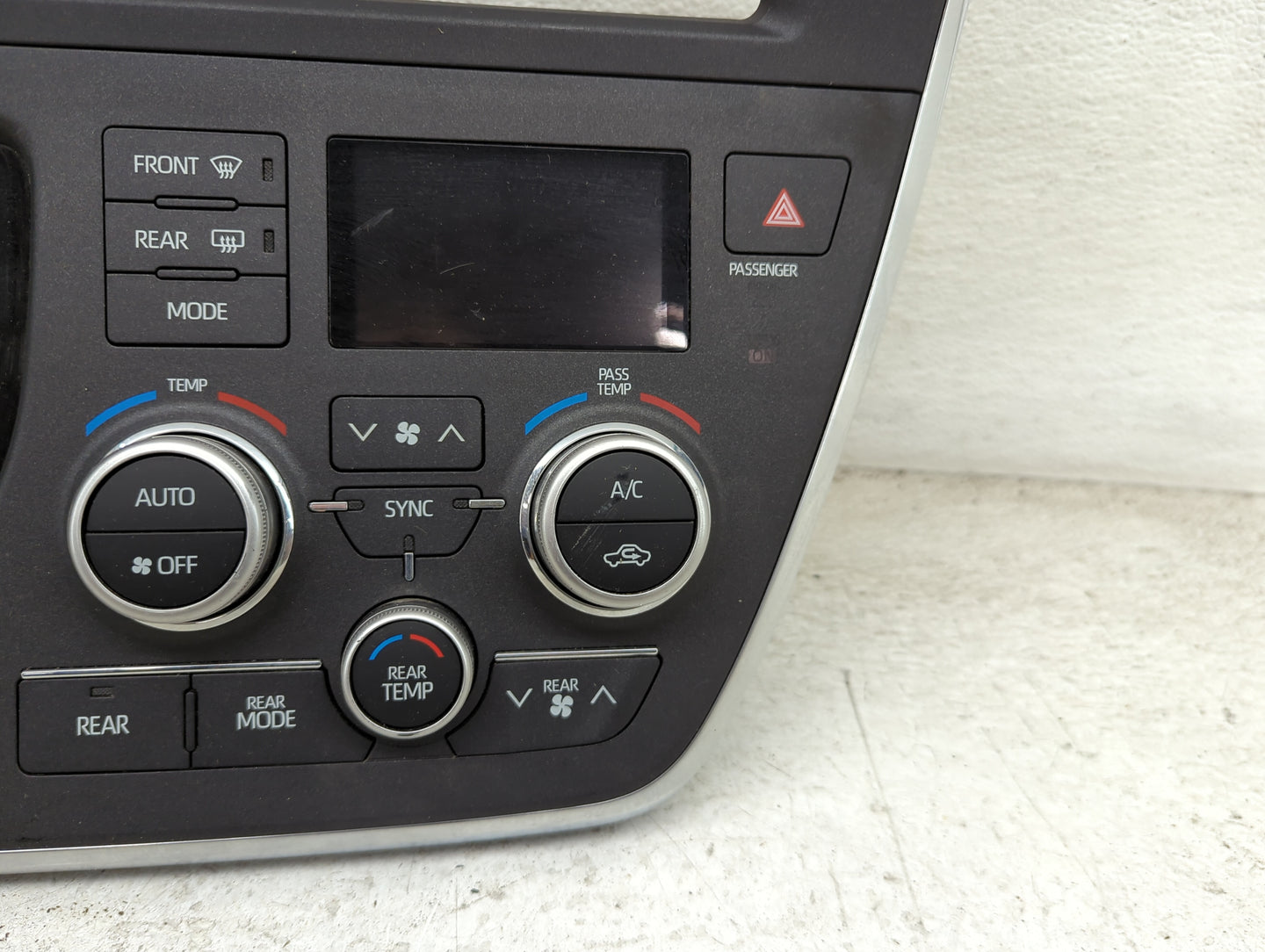 2018-2020 Toyota Sienna Climate Control Module Temperature AC/Heater Replacement P/N:55405-08050 55405-08040 Fits OEM Used A
