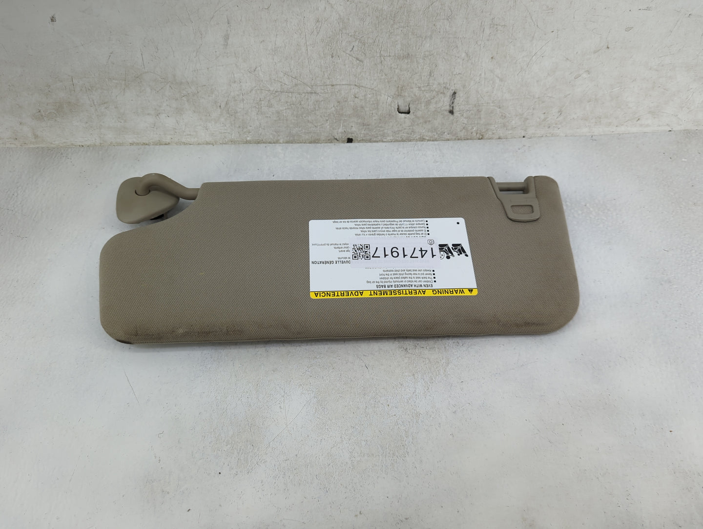 2015-2020 Toyota Sienna Sun Visor Shade Replacement Passenger Right Mirror Fits Fits 2015 2016 2017 2018 2019 2020 OEM Used 