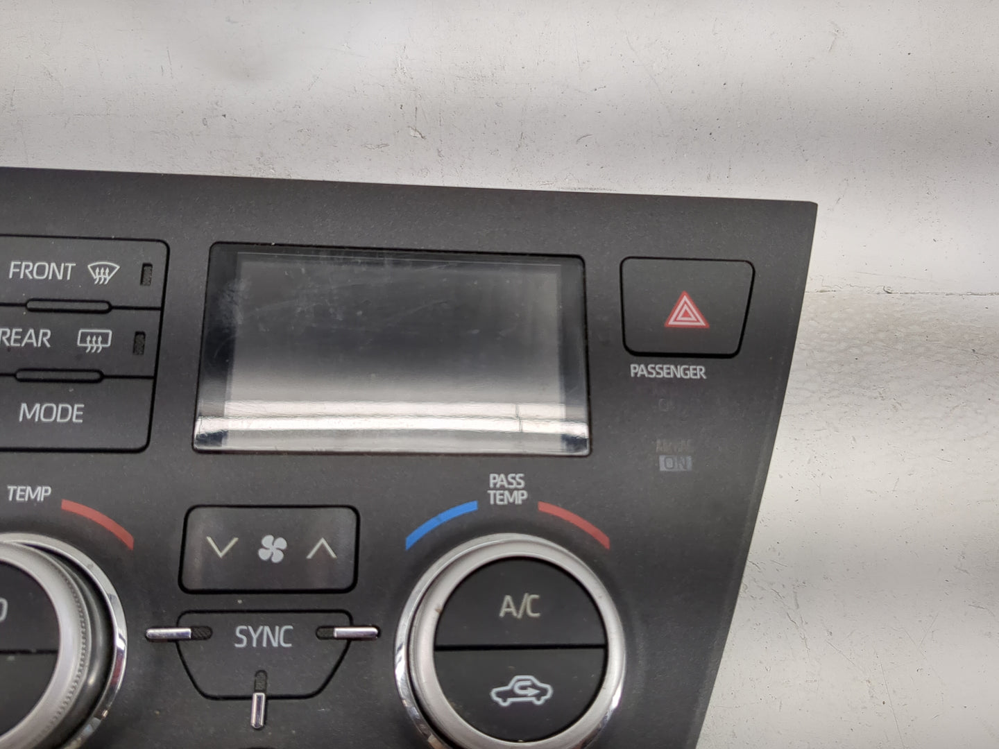 2018-2020 Toyota Sienna Climate Control Module Temperature AC/Heater Replacement P/N:55900-08210 MX237050 Fits Fits 2018 201