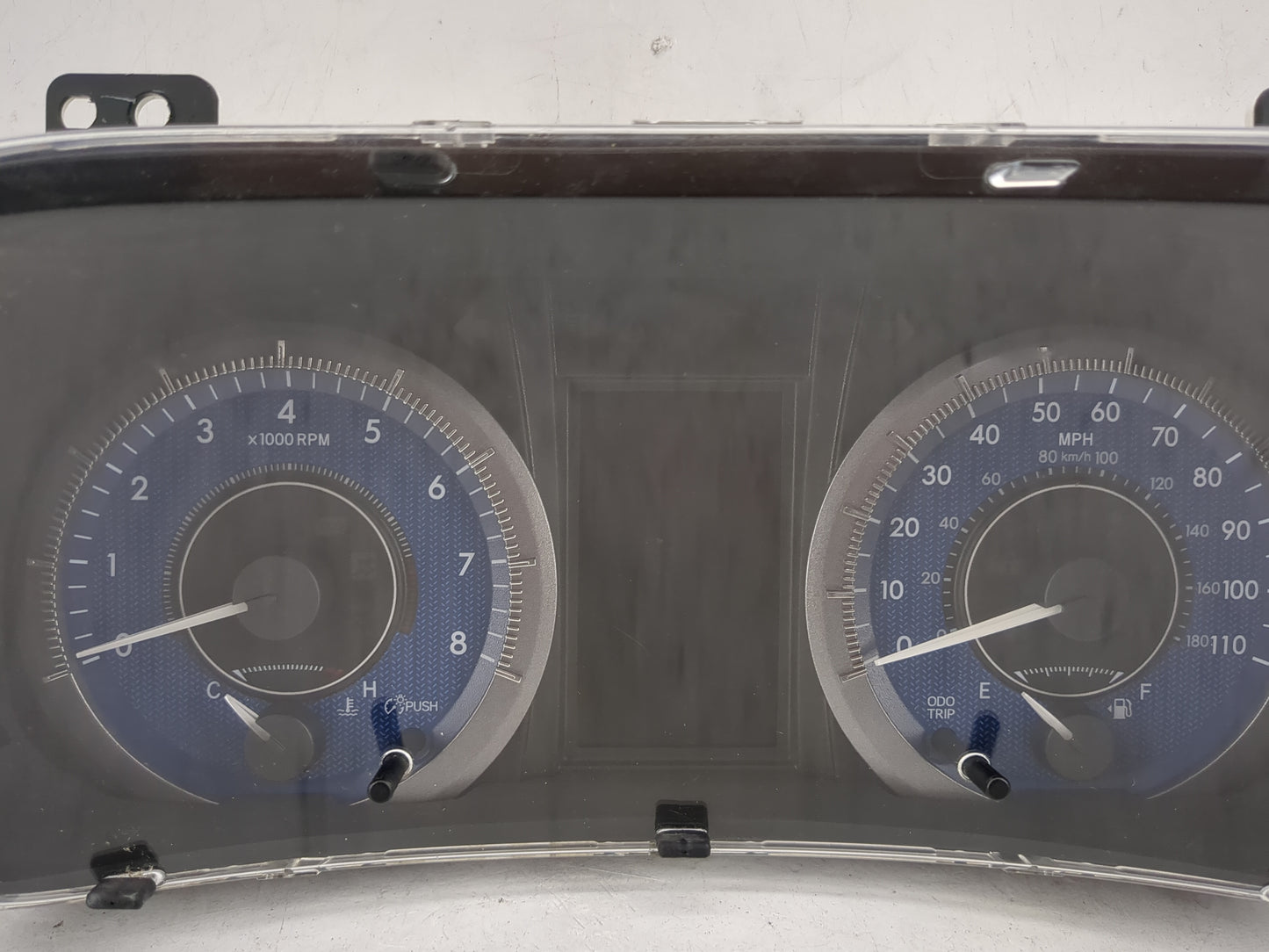 2018 Toyota Sienna Instrument Cluster Speedometer Gauges P/N:83800-08730-00 TN157580-8872 Miles: Fits OEM Used Auto Parts - 