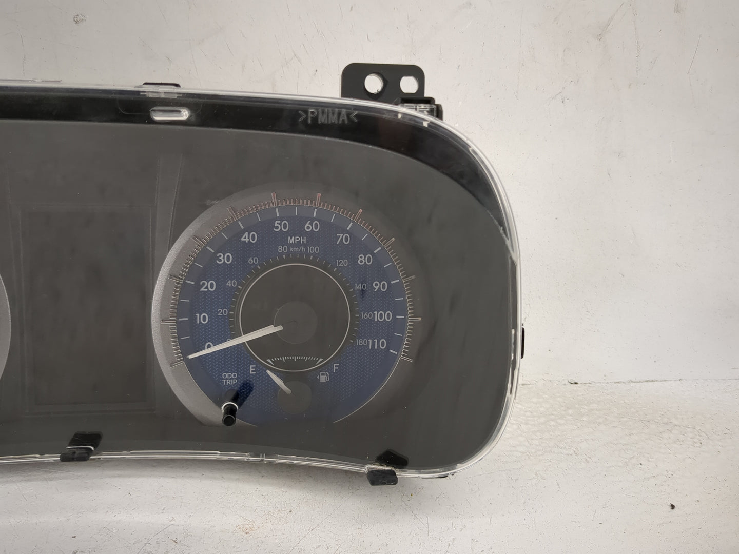 2018 Toyota Sienna Instrument Cluster Speedometer Gauges P/N:83800-08730-00 TN157580-8872 Miles: Fits OEM Used Auto Parts - 