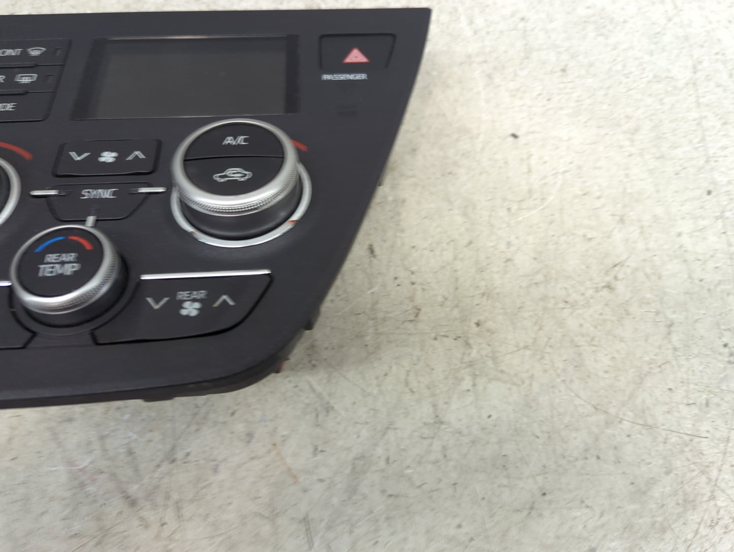 2018-2020 Toyota Sienna Climate Control Module Temperature AC/Heater Replacement P/N:55900-08210 MX237050-2191 Fits OEM Used
