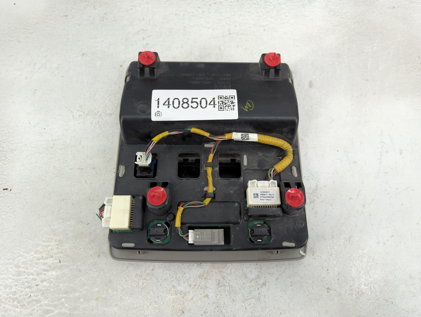 2018 Toyota Tacoma Overhead Roof Console - Oemusedautoparts1.com