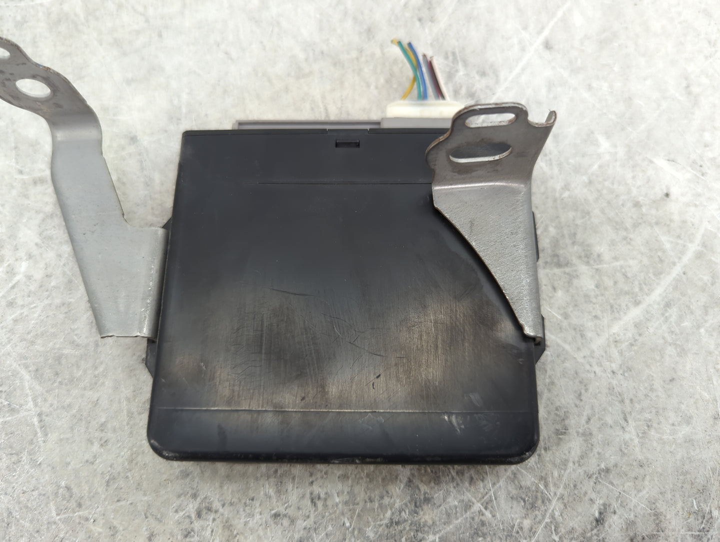 2016-2019 Toyota Tacoma Transfer Case Control Module - Oemusedautoparts1.com