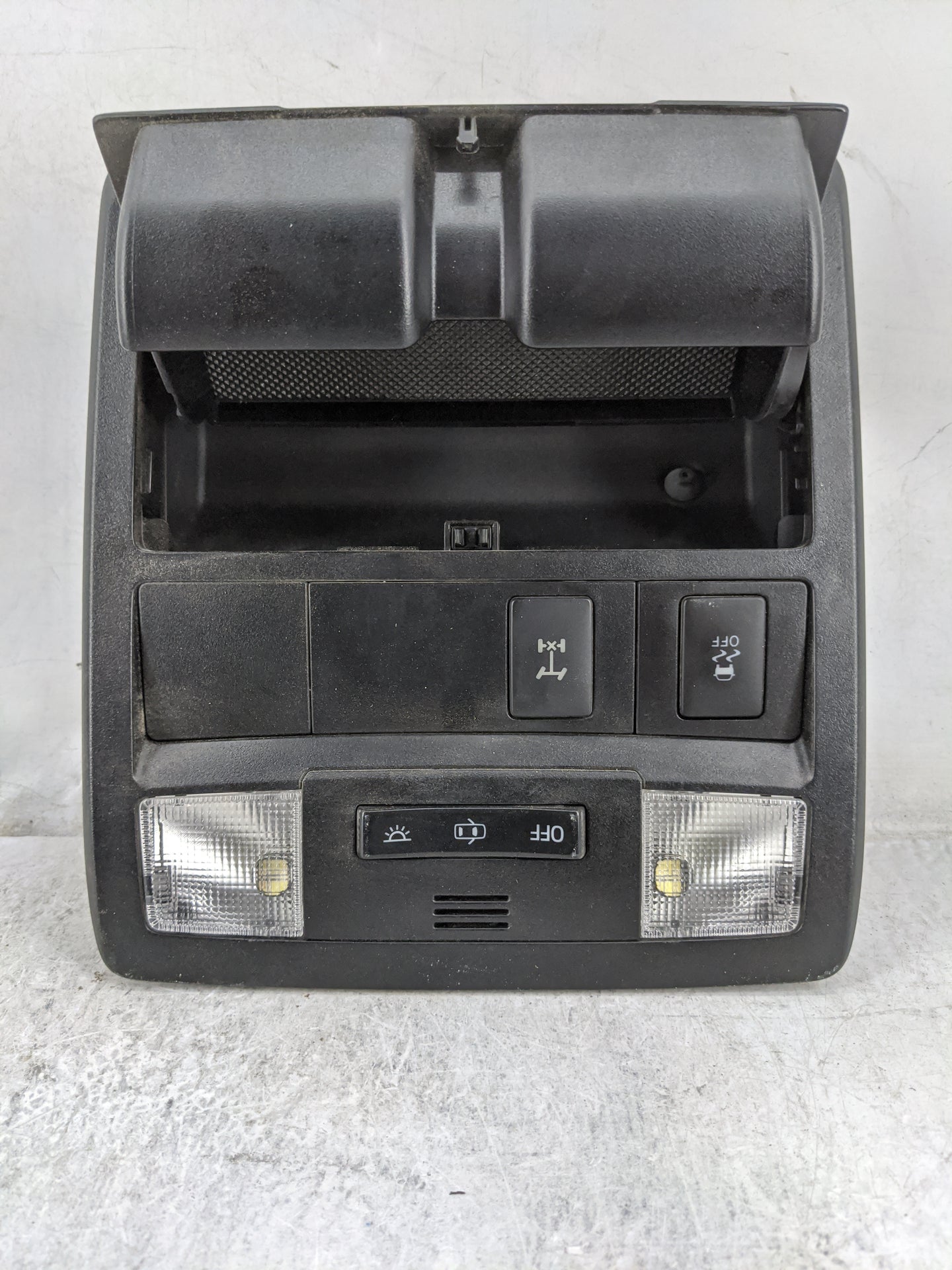 2018 Toyota Tacoma Overhead Roof Console 1479853 - Oemusedautoparts1.com