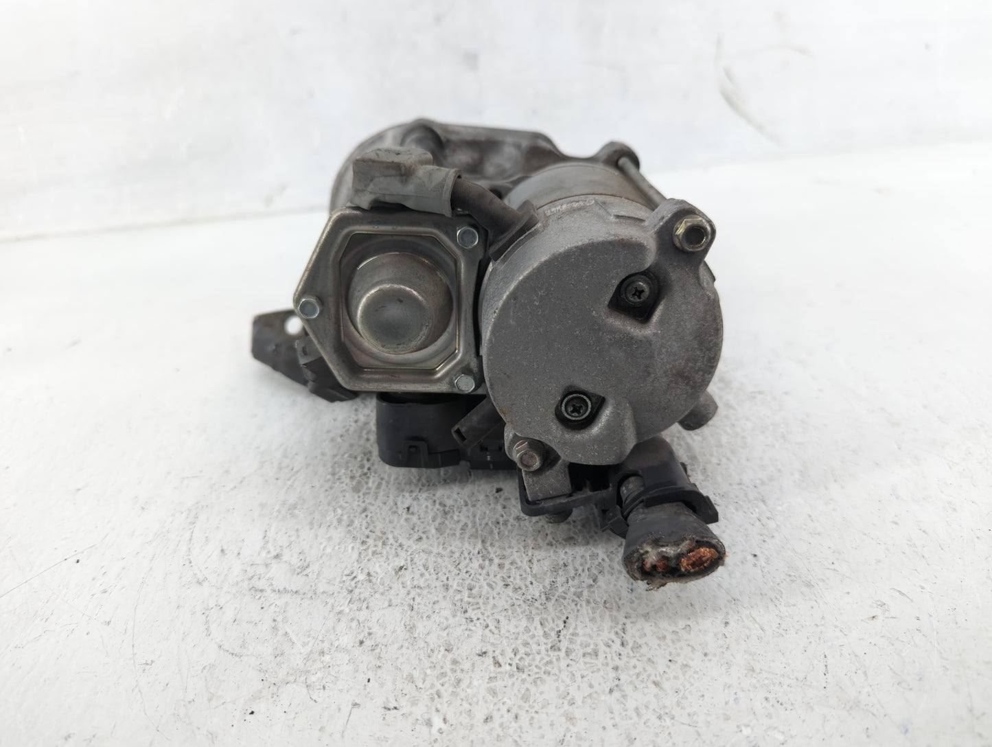 2016-2022 Toyota Tacoma Car Starter Motor Solenoid OEM Fits Fits 2016 2017 2018 2019 2020 2021 2022 OEM Used Auto Parts - Oe