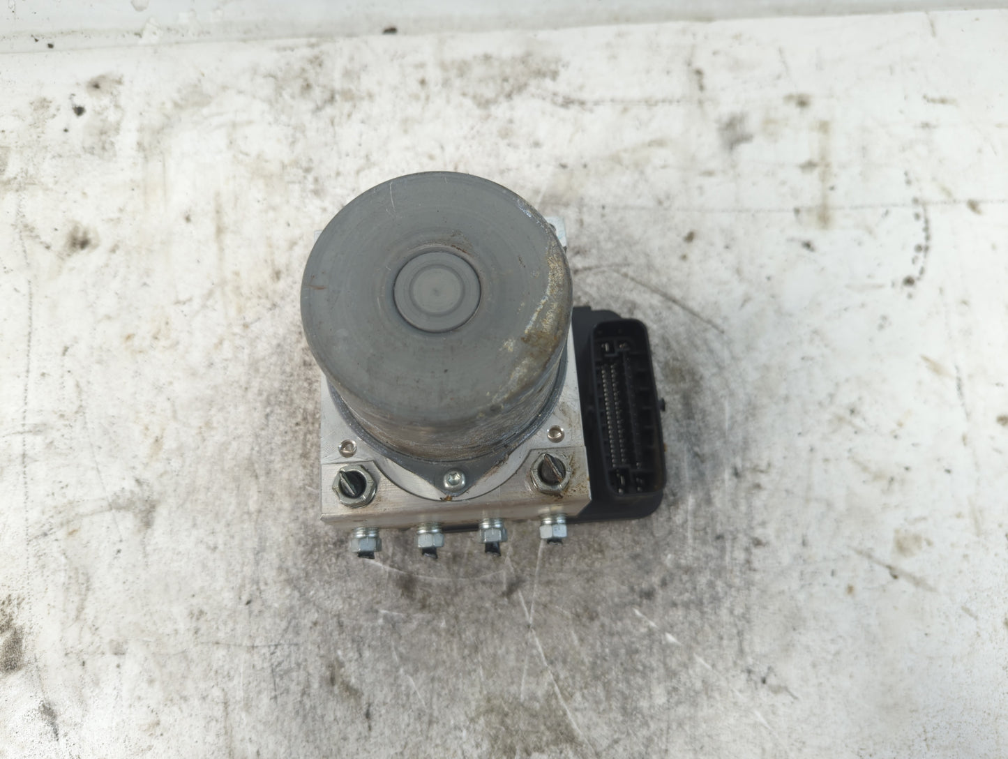 2016-2022 Toyota Tacoma ABS Pump Control Module Replacement P/N:44540-04200 Fits Fits 2016 2017 2018 2019 2020 2021 2022 OEM